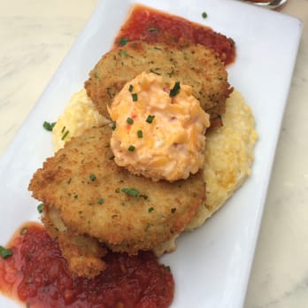 82 Queen - Fried green tomato, perfect! - Southern Near Me - Charleston, South Carolina 82 Queen - Fried green tomato, perfect! - Southern Near Me - Charleston, South Carolina