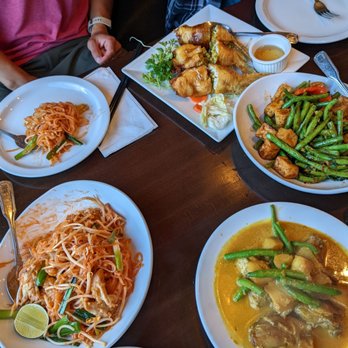 Phnom Penh House - Stuffed chicken, noodles, beans and tofu, duck curry - Cambodian Near Me - Alameda, California Phnom Penh House - Stuffed chicken, noodles, beans and tofu, duck curry - Cambodian Near Me - Alameda, California