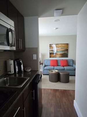 Rosedale on Robson Suite Hotel by null