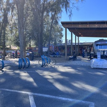SquareHouse Pizza - Outside dining area is very fun and inviting - Pizza Near Me - Gainesville, Florida SquareHouse Pizza - Outside dining area is very fun and inviting - Pizza Near Me - Gainesville, Florida