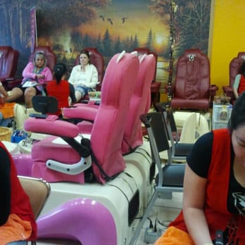 Red Nails - Nail Salons Near Me - Saint Paul, Minnesota Red Nails - Nail Salons Near Me - Saint Paul, Minnesota