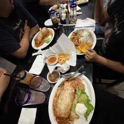 Los Compadres