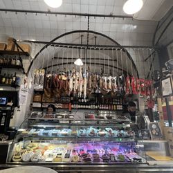 Xarcuteria la Pineda PI, 16
