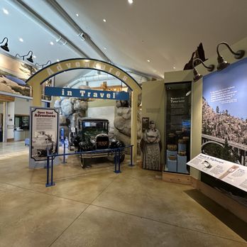 Emigrant Trail Museum & Bookstore - Museums Near Me - Truckee, California