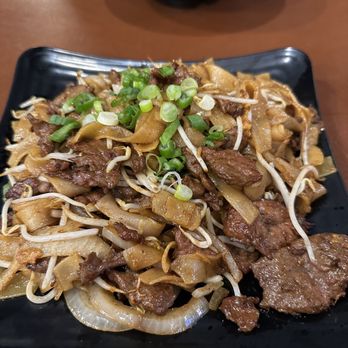Fusa Red 8 Chinese - Beef chow fun - Chinese Near Me - Wichita, Kansas