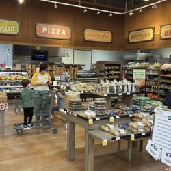 Fresh Thyme Market