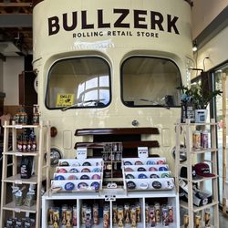 Bullzerk - Indoor decor