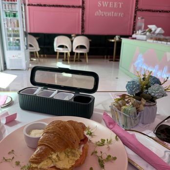 La Vie Belle - Breakfast & Brunch Near Me - Miami Beach, Florida