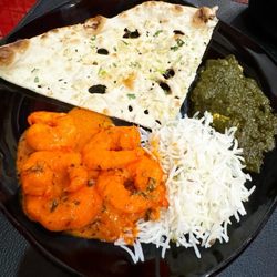 House of India - Garlic Naan, shrimp tikka masala, Saag Paneer