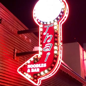Le Thai - Thai Near Me - Las Vegas, Nevada
