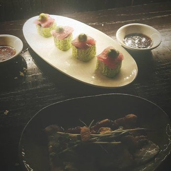 Double Knot - Double Knot Tuna Roll - Sushi Bars Near Me - Philadelphia, Pennsylvania