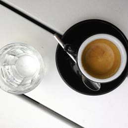 Volt - italienische momente - drink - German Near Me - Berlin, BE