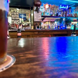 Triangle Bar