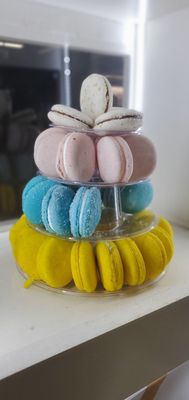 Woops! Macarons & Gifts (Port Authority NYC) by null