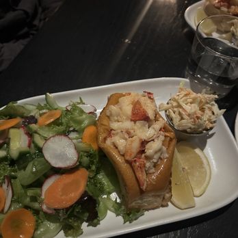 Row 34 - Seaport - Warm Buttered Lobster Roll - New American Near Me - Boston, Massachusetts