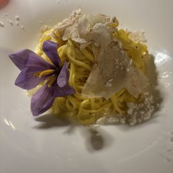 Boccon di Vino - Hand made pasta with white truffle Crete senise