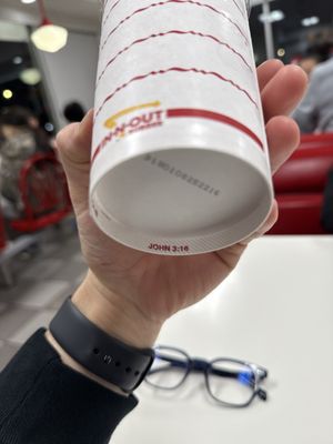 In-N-Out Burger by null