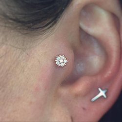Vanity - 14k RoseGold Swarovski Flower - 225$