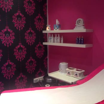Waxing Specialist - Very pink and girly salon - Waxing Near Me - London, XGL Waxing Specialist - Very pink and girly salon - Waxing Near Me - London, XGL
