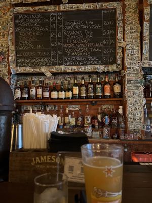 Lilly's Craft and Kitchen by null