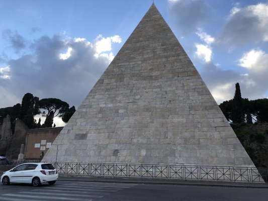 Pyramid of Caius Cestius by null