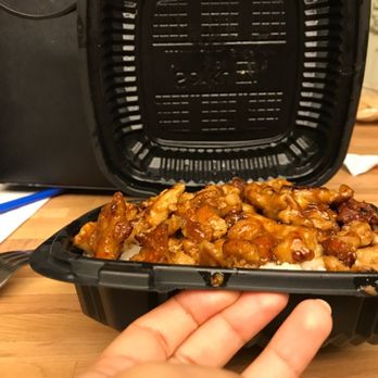 Sarku Japan - For extra chicken, there is a high mound of chicken as opposed to this flat level. - Japanese Near Me - San Bruno, California Sarku Japan - For extra chicken, there is a high mound of chicken as opposed to this flat level. - Japanese Near Me - San Bruno, California