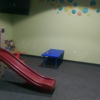 Earth  Friendly Express Laundry - Kids play area always clean - Laundromat Near Me - San Diego, California
