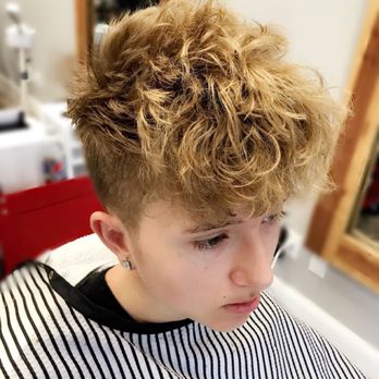 Zitro Barbershop - This is the clovis teen style right now, so stylish! Great Barber shop! - Barbers Near Me - Clovis, California Zitro Barbershop - This is the clovis teen style right now, so stylish! Great Barber shop! - Barbers Near Me - Clovis, California