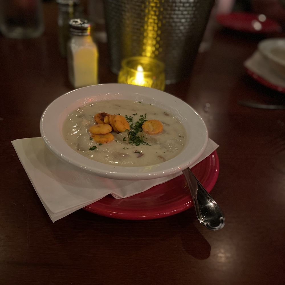 Classic New England Clam Chowder Classic New England Clam Chowder