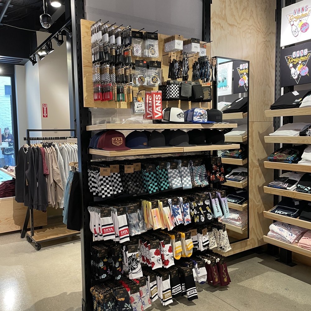 Vans Store - (4/1/2021) - Shoe Stores Near Me - Columbus, Ohio Vans Store - (4/1/2021) - Shoe Stores Near Me - Columbus, Ohio