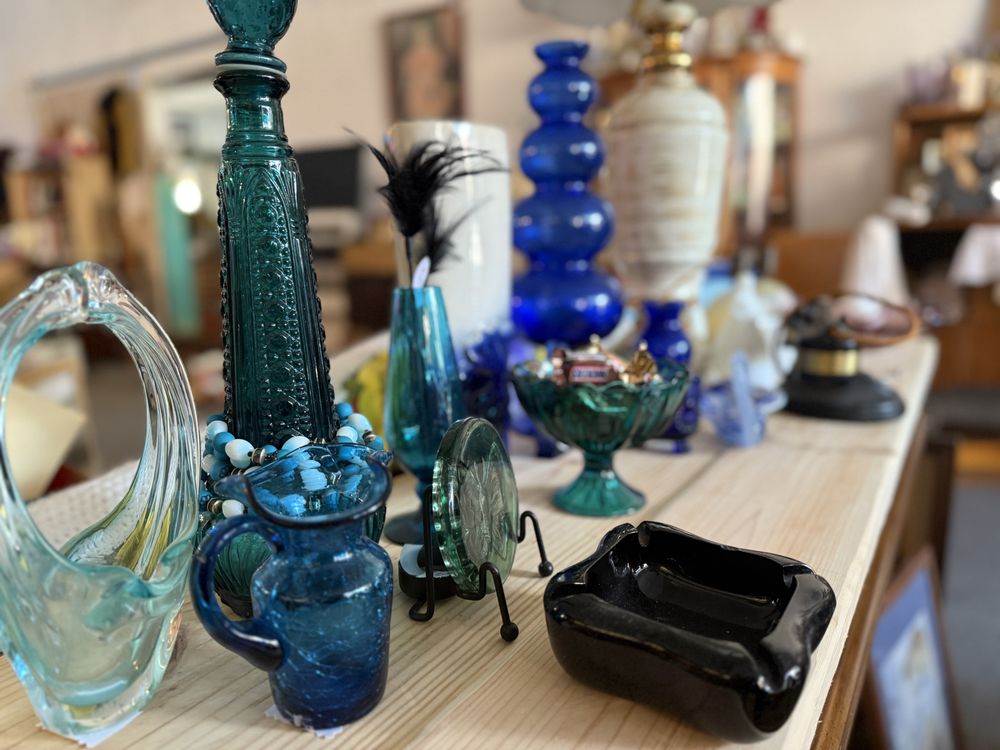 Awe My Gramma Had That Logo