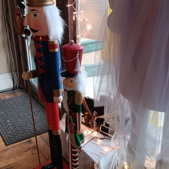 Drosselmeyer's Nutcracker Shoppe - Souvenir Shops Near Me - Steubenville, Ohio