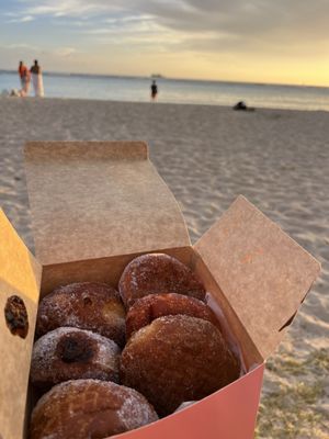 Leonard's Pearlridge Malasada Mobile