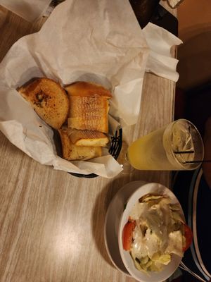 Luigi's by null