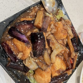 Mui Garden Restaurant - First time to try their eggplant with tofu . And it did  not disappoint me  . - Malaysian Near Me - Richmond, British Columbia