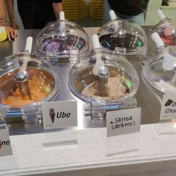 7Gradi - Gelato choices - Gelato Near Me - Honolulu, Hawaii