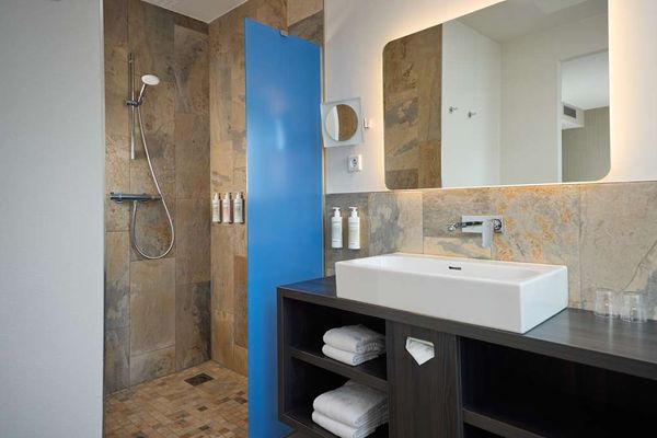 Haven Hotel Rotterdam, Curio Collection by Hilton by null