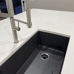 B & L Plumbing Service