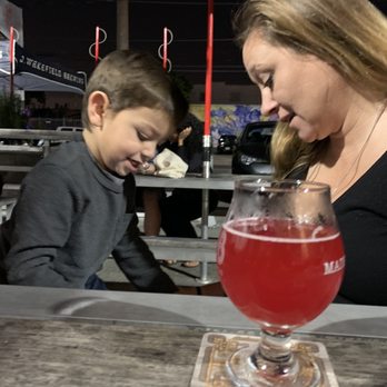 J Wakefield Brewing - Family time - Breweries Near Me - Miami, Florida J Wakefield Brewing - Family time - Breweries Near Me - Miami, Florida