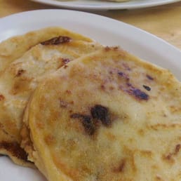 Pupusas Revueltas