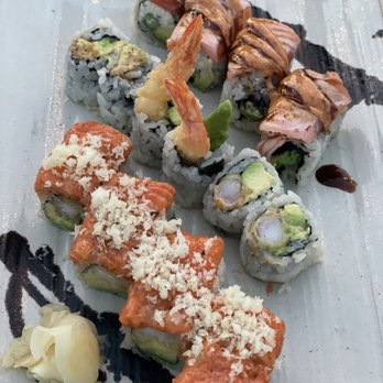 Perry's Restaurant - Firecracker roll, shrimp tempura roll, spicy crunchy roll - Sushi Bars Near Me - Washington, DC, District of Columbia