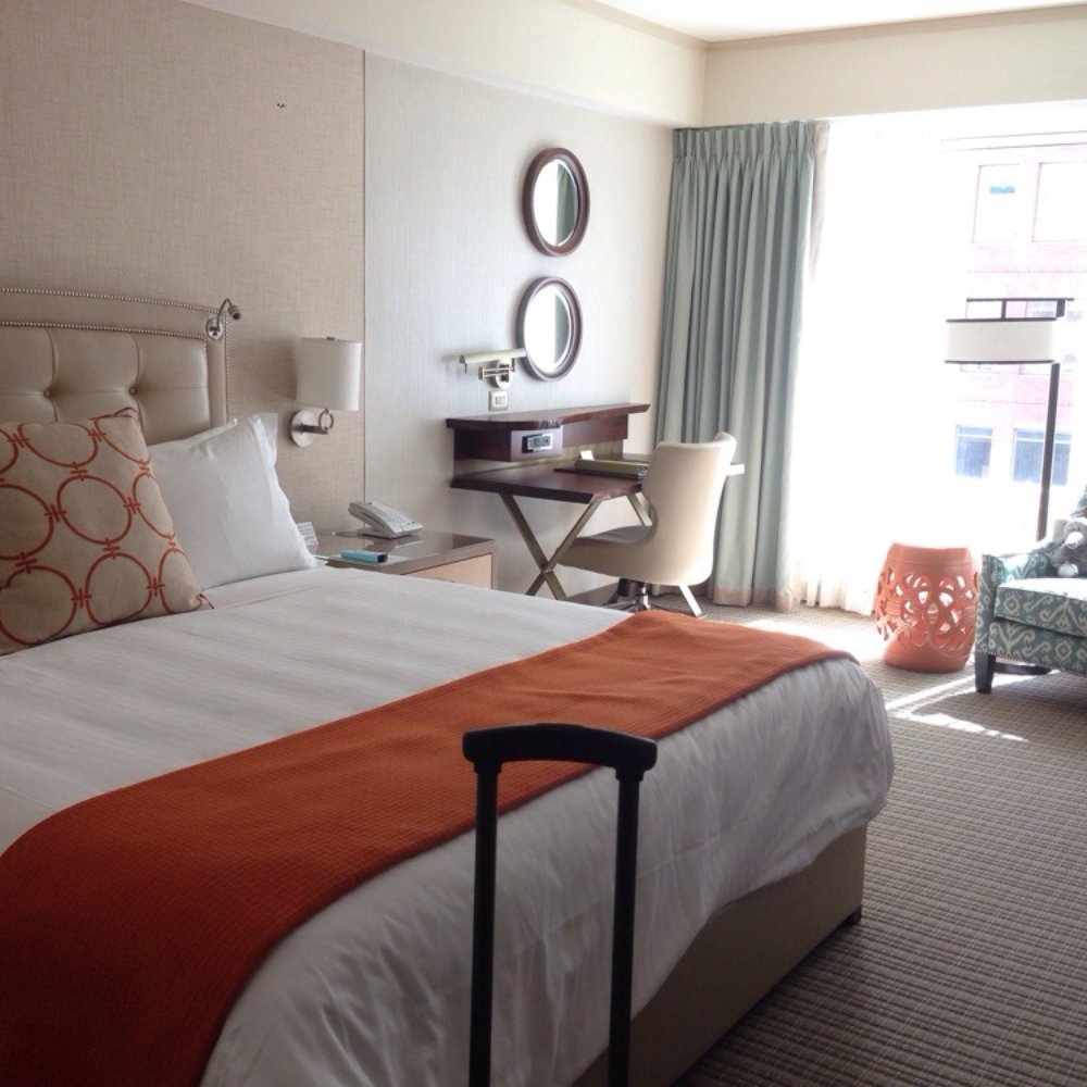 Seaport - Bright and cheery - Hotels Near Me - Boston, Massachusetts Seaport - Bright and cheery - Hotels Near Me - Boston, Massachusetts