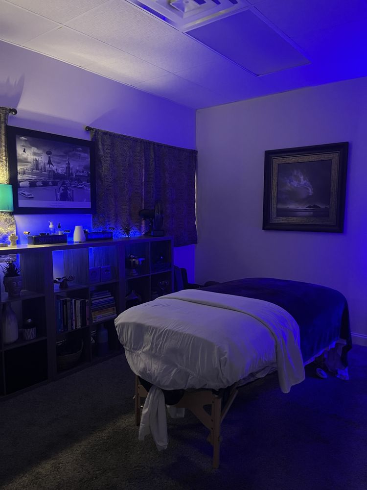 Pete Broussard Massage Therapy Logo