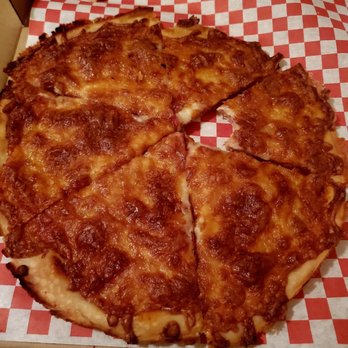 The Cloverleaf - Dry, overcooked cheese pizza - Pizza Near Me - Tacoma, Washington The Cloverleaf - Dry, overcooked cheese pizza - Pizza Near Me - Tacoma, Washington
