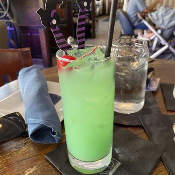 Rockafella's Restaurant - American Near Me - Salem, Massachusetts