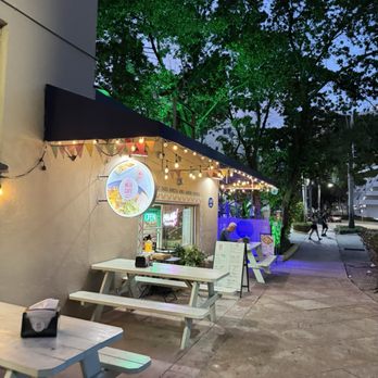 Mexi Cafe - outside - Cafes Near Me - Miami Beach, Florida Mexi Cafe - outside - Cafes Near Me - Miami Beach, Florida