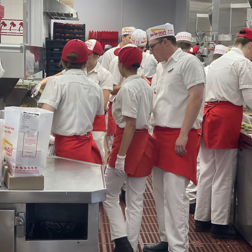 In-N-Out Burger - Hard working crew having fun on the job. - Burgers Near Me - Keizer, Oregon In-N-Out Burger - Hard working crew having fun on the job. - Burgers Near Me - Keizer, Oregon