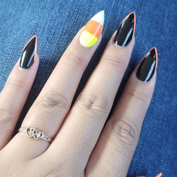 Shiny Nails - Nail Salons Near Me - Carson, California