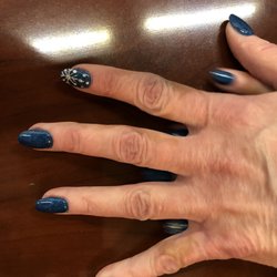 Annie's Nails - Finger Nails