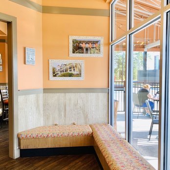 Another Broken Egg Cafe - Waiting area. - Breakfast & Brunch Near Me - Pooler, Georgia